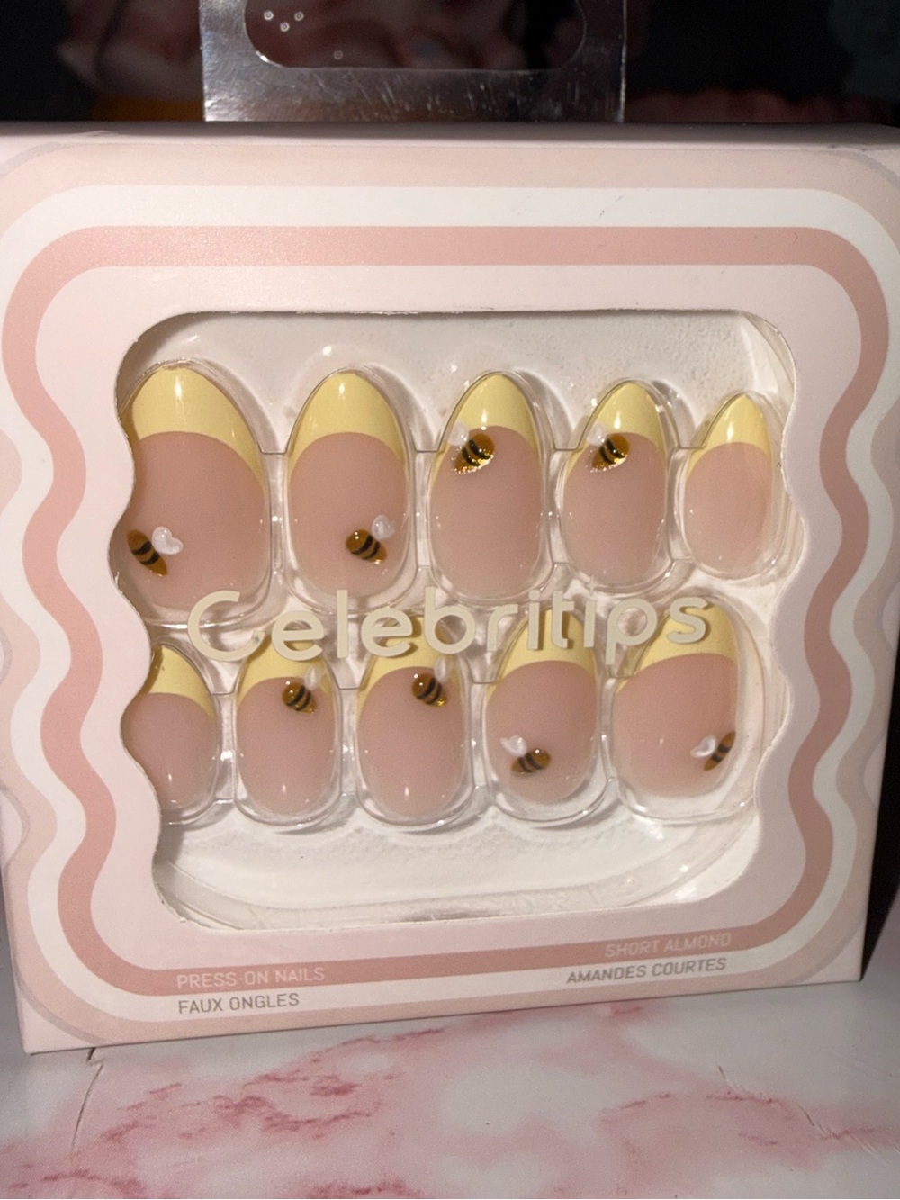 Celebritips 3D Honey Bee Short Almond Press-On Nails